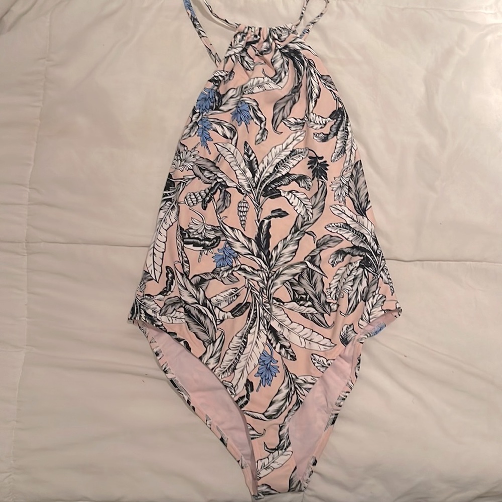 ASOS Swim. Brand New Swimsuit. Size 10. Pink floral.